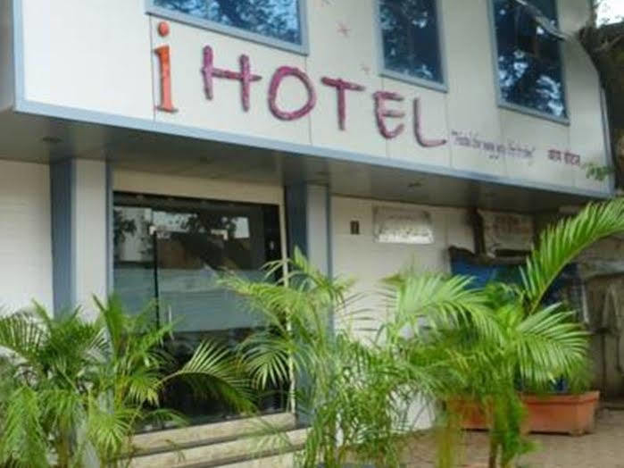 Ihotel Mumbai Exterior photo